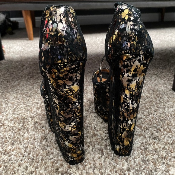 Jeffrey Cambell platform heel - Picture 4 of 5